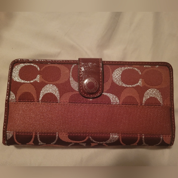Coach Handbags - Coach Wallet